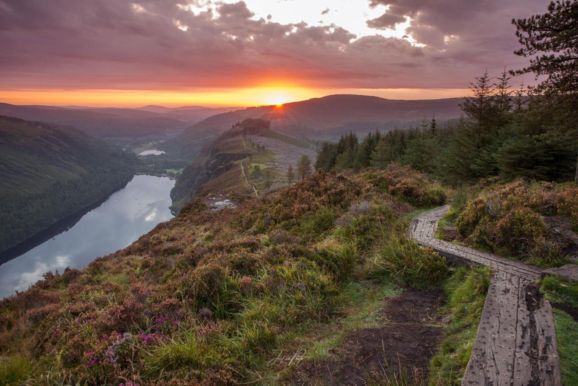 Glendalough International Youth Hostel Laragh Exterior foto